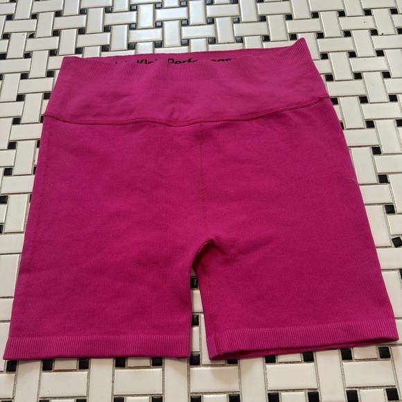 Calvin Klein Performance Fuchsia Bike Shorts - Picture 1 of 5